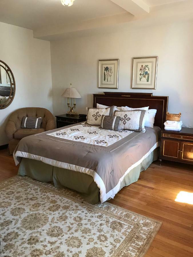 The Castle At Skylands Manor 3* Ringwood