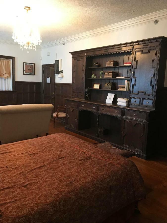 Bed & Breakfast The Castle At Skylands Manor 3*