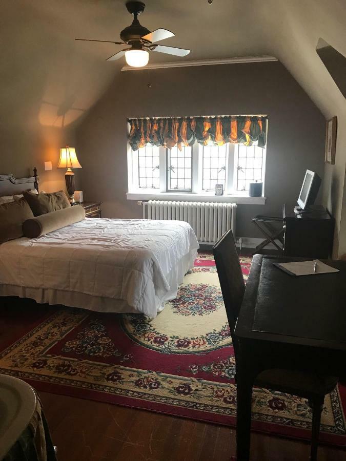 Bed & Breakfast The Castle At Skylands Manor 3*