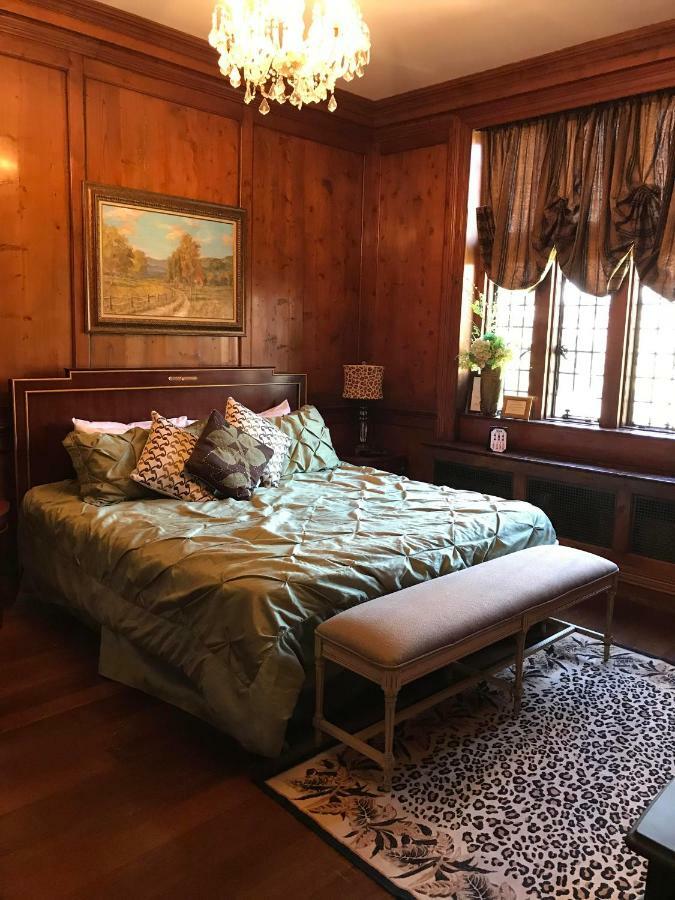 Bed & Breakfast The Castle At Skylands Manor 3*